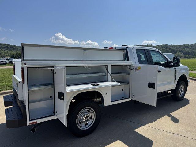 new 2025 Ford F-250 car, priced at $72,422