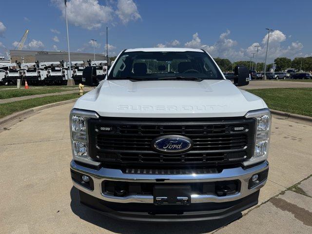 new 2025 Ford F-250 car, priced at $72,422