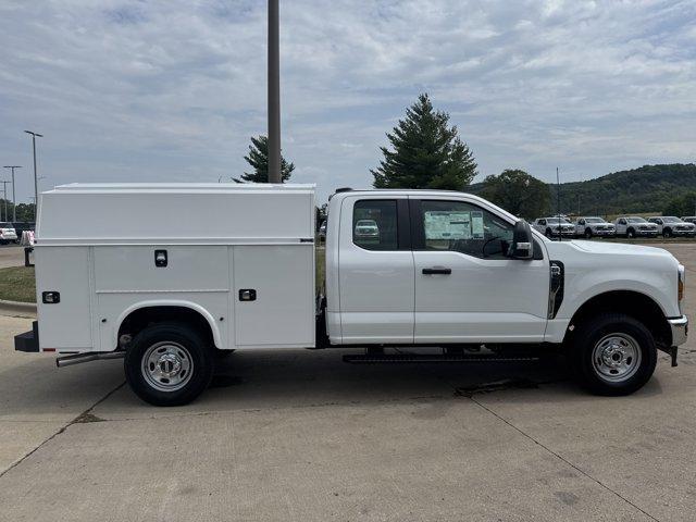 new 2025 Ford F-250 car, priced at $77,010
