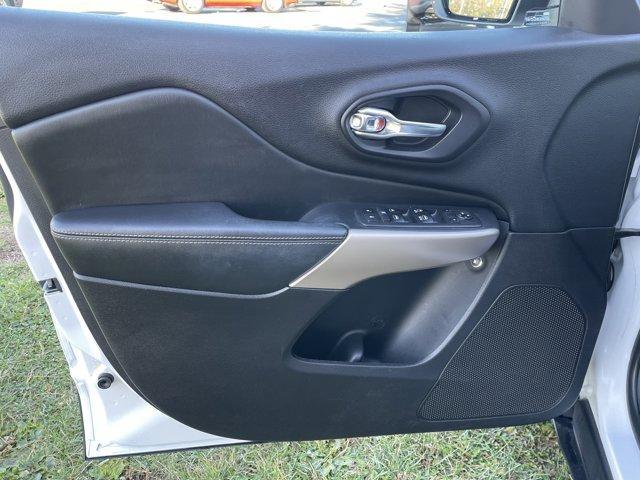 used 2018 Jeep Cherokee car, priced at $17,988