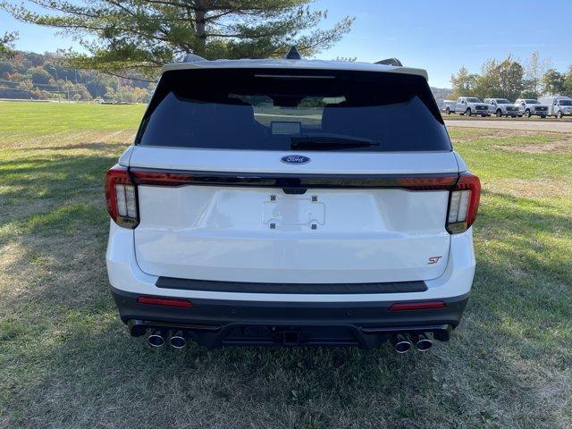 new 2025 Ford Explorer car, priced at $62,655