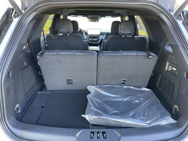 new 2025 Ford Explorer car, priced at $62,655