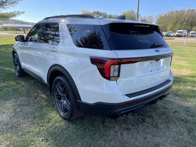 new 2025 Ford Explorer car, priced at $62,655