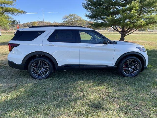 new 2025 Ford Explorer car, priced at $62,655