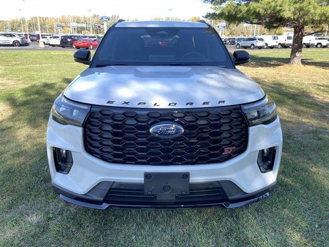 new 2025 Ford Explorer car, priced at $62,655