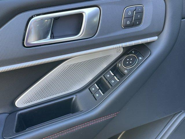 new 2025 Ford Explorer car, priced at $62,655