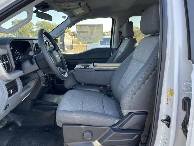 new 2025 Ford F-250 car, priced at $57,470
