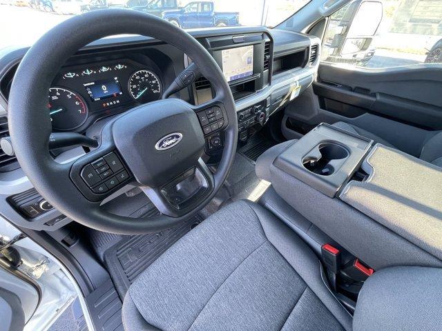 new 2025 Ford F-250 car, priced at $57,470