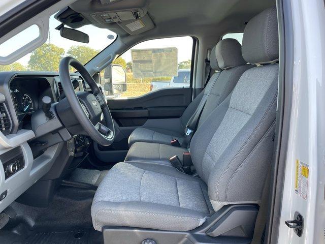 new 2025 Ford F-250 car, priced at $57,470