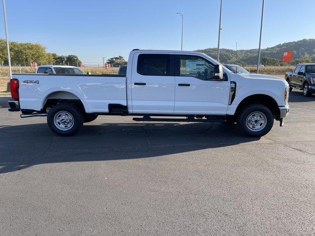 new 2025 Ford F-250 car, priced at $57,470