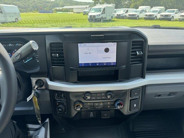 new 2025 Ford F-250 car, priced at $72,422