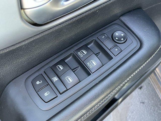 used 2020 Chrysler Pacifica car, priced at $18,488