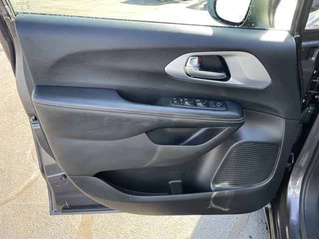 used 2020 Chrysler Pacifica car, priced at $18,488