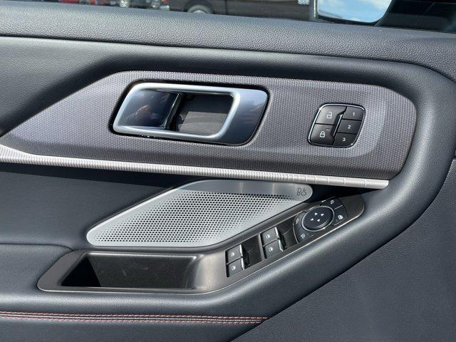 new 2025 Ford Explorer car, priced at $61,860