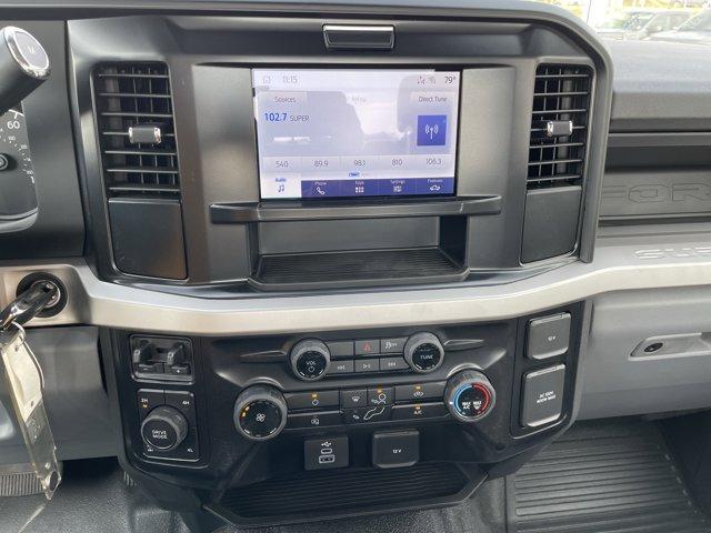 new 2025 Ford F-250 car, priced at $55,225