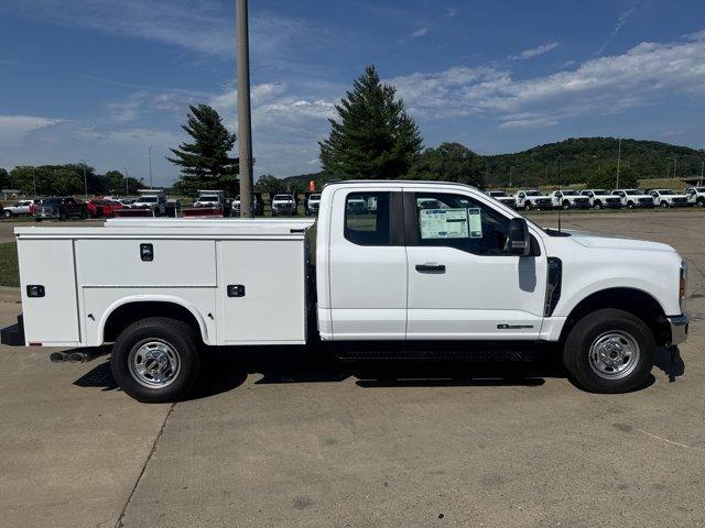 new 2025 Ford F-350 car, priced at $84,735