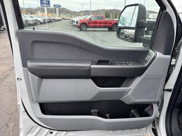new 2025 Ford F-350 car, priced at $75,210