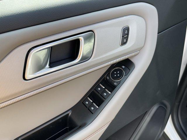 new 2025 Ford Explorer car, priced at $51,550