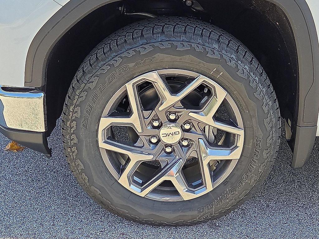 new 2026 GMC Sierra 1500 car, priced at $59,680