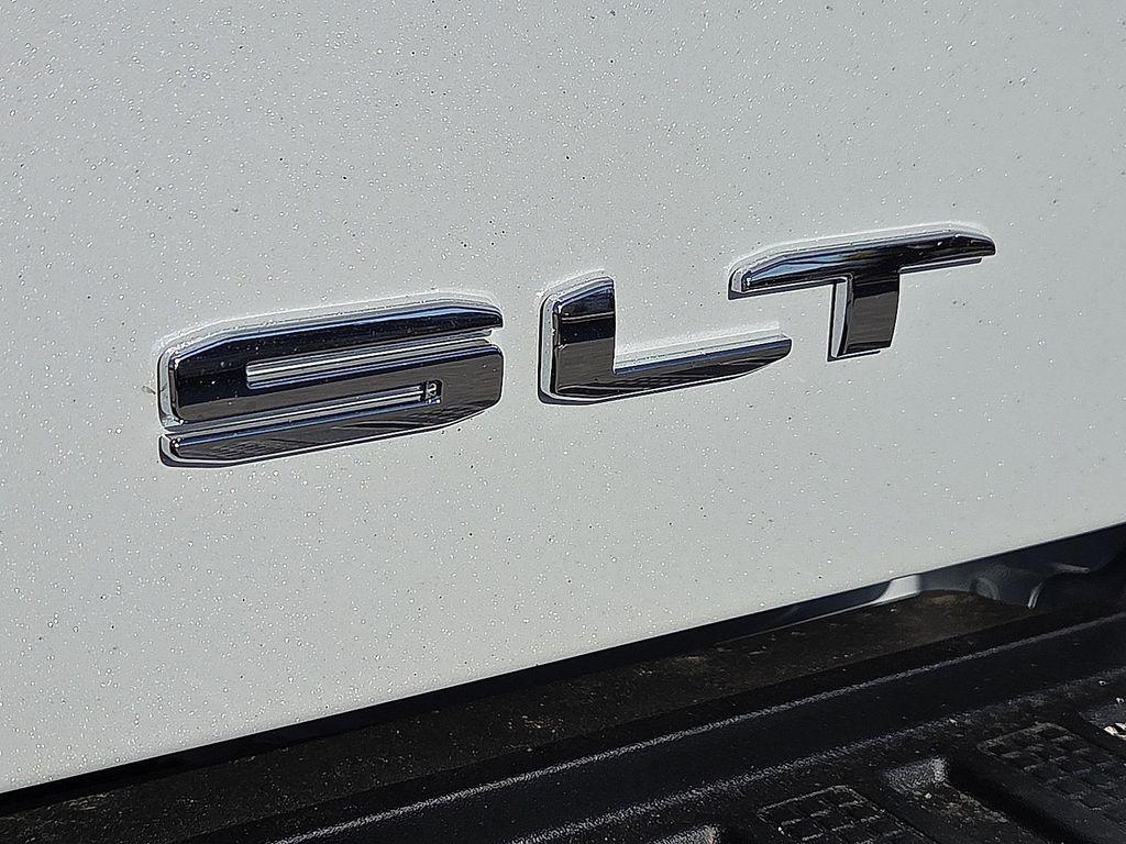 new 2026 GMC Sierra 1500 car, priced at $59,680