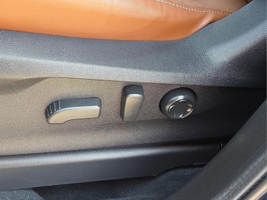 used 2025 Subaru Ascent car, priced at $42,770