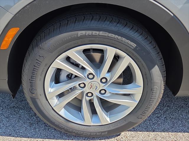 new 2025 Buick Envista car, priced at $24,125