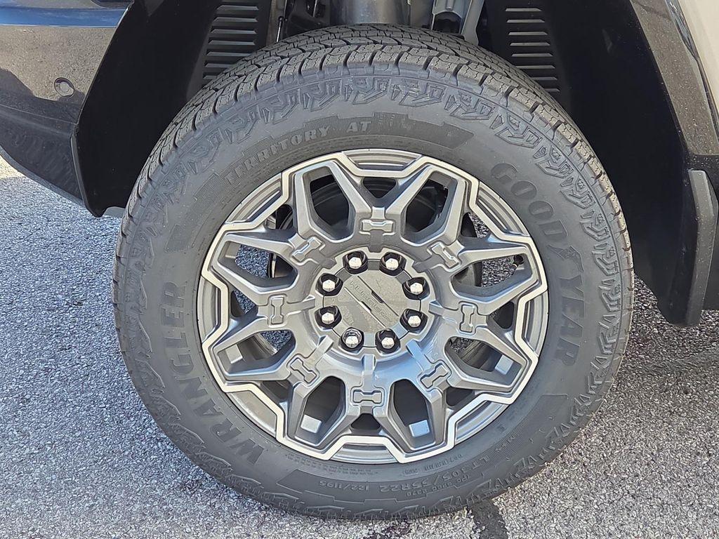 new 2026 GMC HUMMER EV SUV car, priced at $99,820