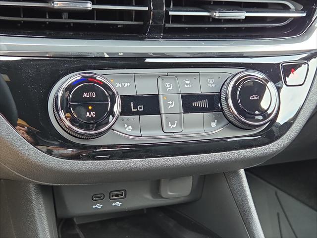 new 2025 Buick Envista car, priced at $25,425