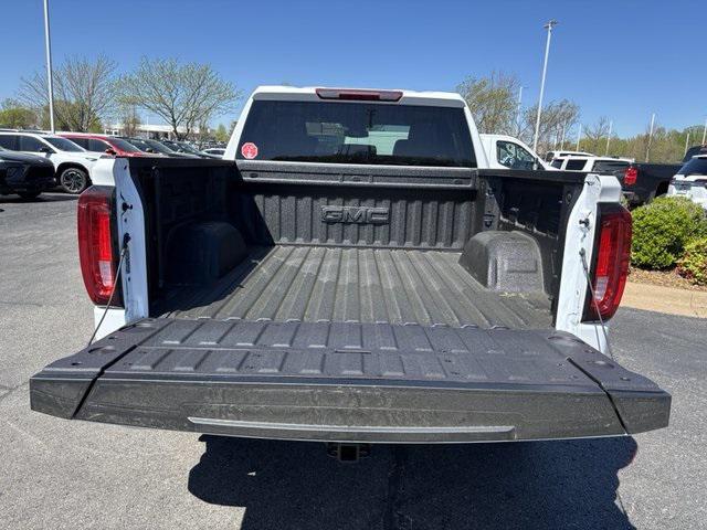 new 2025 GMC Sierra 1500 car, priced at $50,925