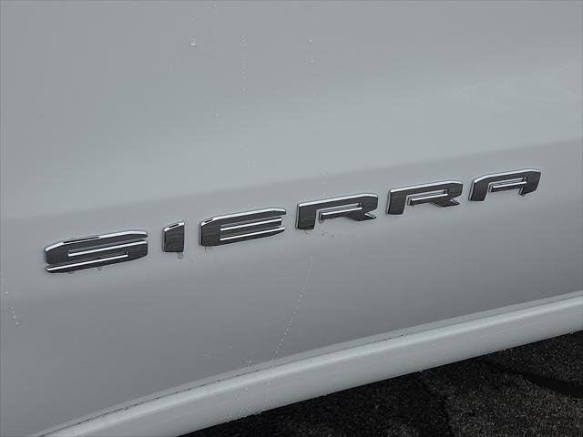 new 2025 GMC Sierra 1500 car, priced at $35,600