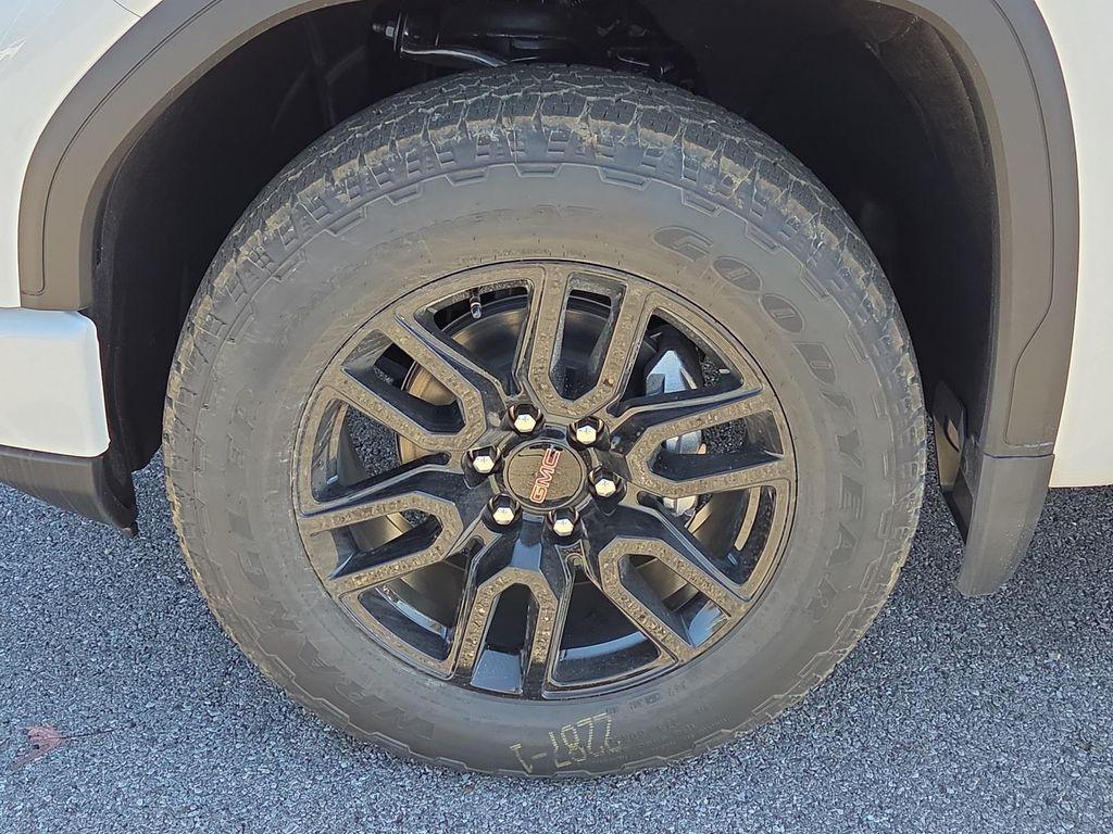 new 2026 GMC Sierra 1500 car, priced at $44,440