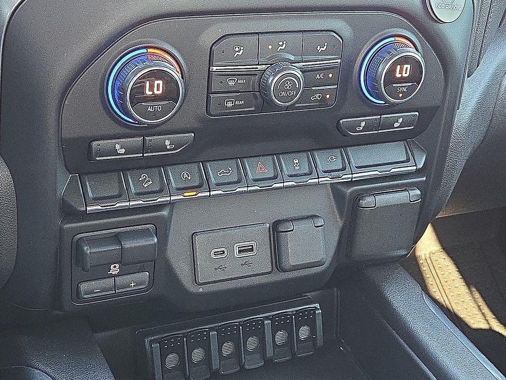 used 2020 Chevrolet Silverado 1500 car, priced at $40,995