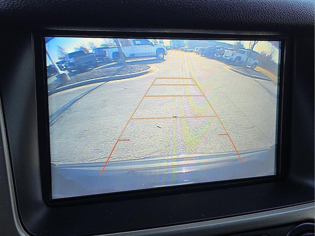 used 2018 GMC Yukon car, priced at $31,880