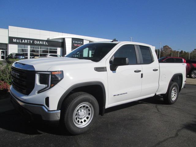 new 2025 GMC Sierra 1500 car, priced at $47,031