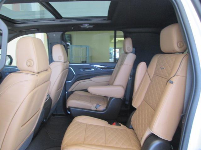 used 2023 Cadillac Escalade ESV car, priced at $75,990