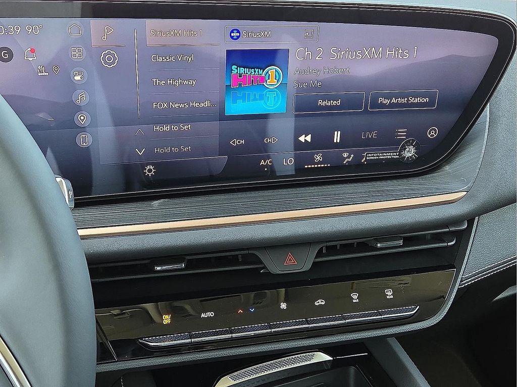 new 2025 Buick Envision car, priced at $36,490