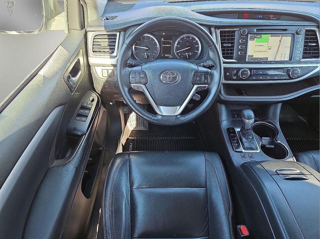 used 2017 Toyota Highlander car, priced at $23,475