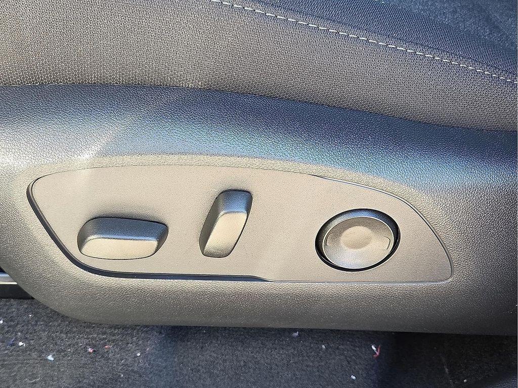 new 2026 GMC Acadia car, priced at $44,189