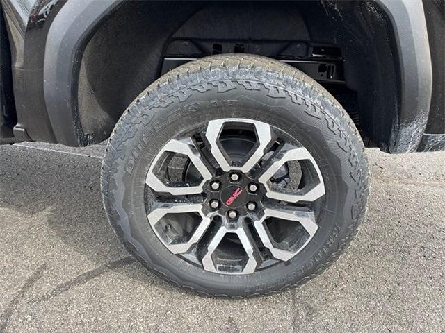 new 2025 GMC Canyon car, priced at $55,286