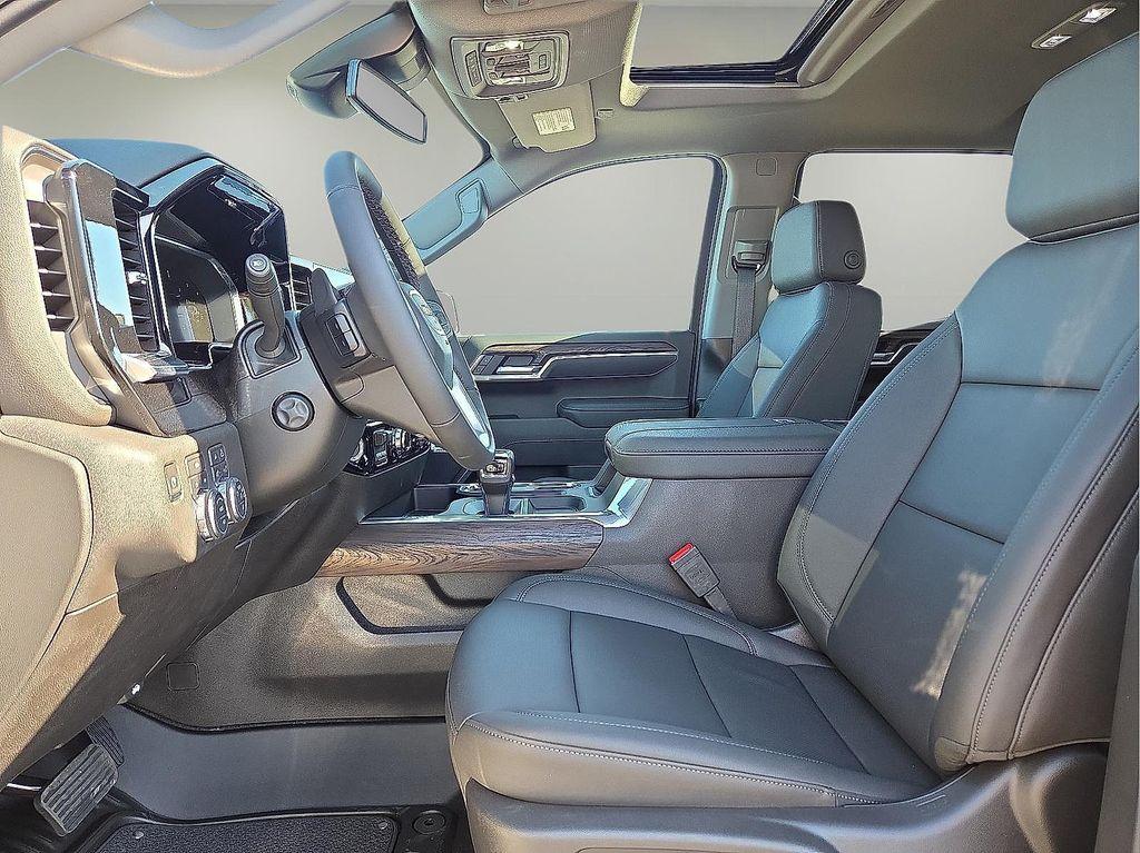 new 2026 GMC Sierra 1500 car, priced at $62,250