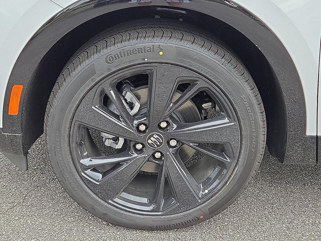 new 2025 Buick Envision car, priced at $34,490