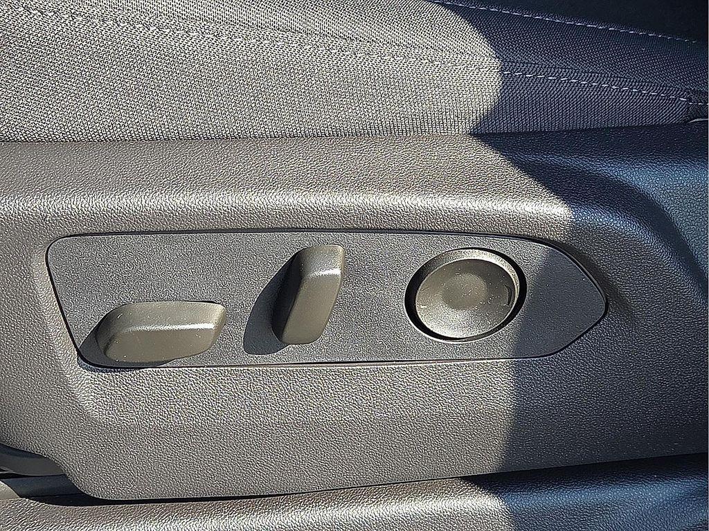 new 2026 GMC Sierra 1500 car, priced at $46,550