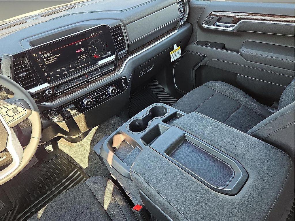 new 2026 GMC Sierra 1500 car, priced at $46,550