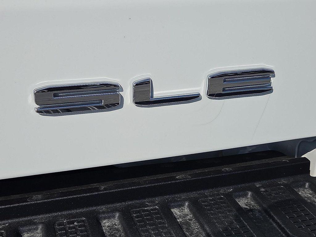 new 2026 GMC Sierra 1500 car, priced at $46,550