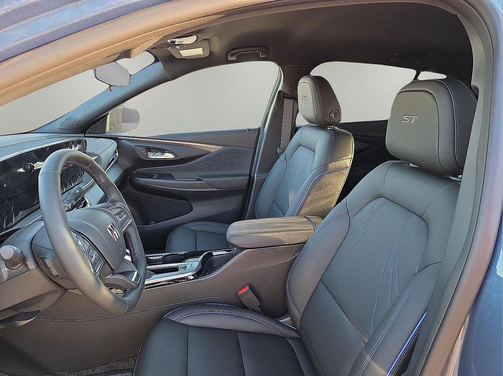 new 2026 Buick Envista car, priced at $28,513