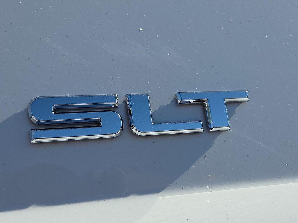 used 2018 GMC Yukon car, priced at $29,093