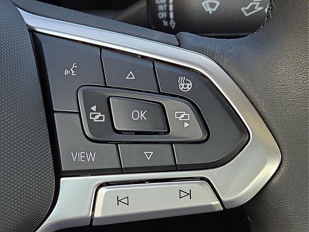 used 2024 Volkswagen Jetta car, priced at $24,088