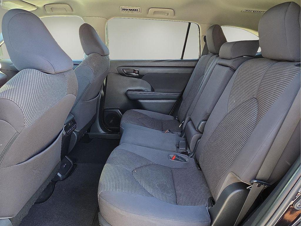 used 2022 Toyota Highlander car, priced at $29,775