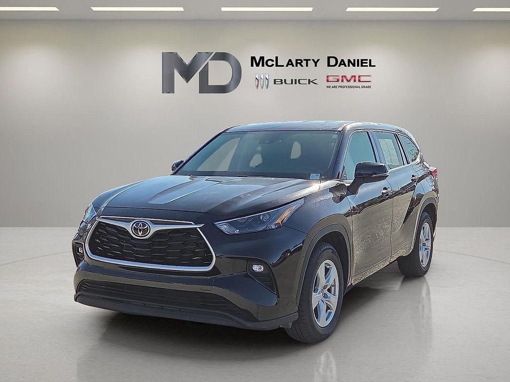 used 2022 Toyota Highlander car, priced at $29,775