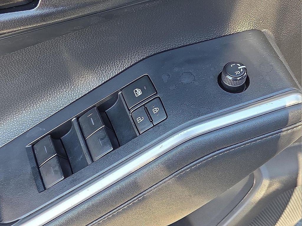 used 2022 Toyota Highlander car, priced at $29,775